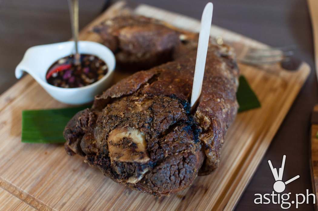 Melt-in-your-mouth crispy pata at Livestock Bar (590 PHP)