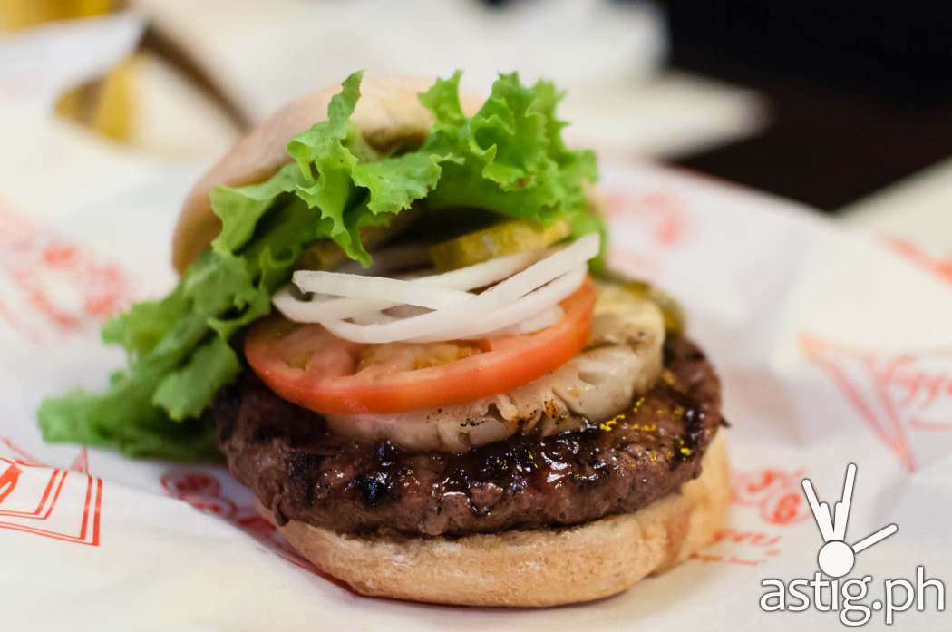 If you are going to try one burger at Teddy's, you can't go wrong with the Hawaiian