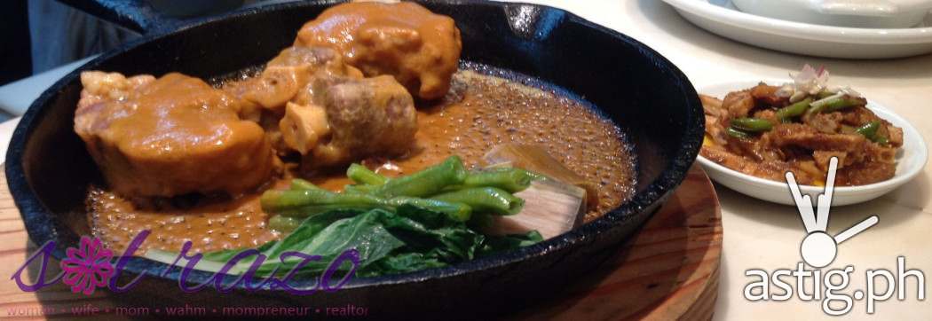 Bruce Lim’s Rustique Kitchen Sizzling Oxtail Kare-Kare