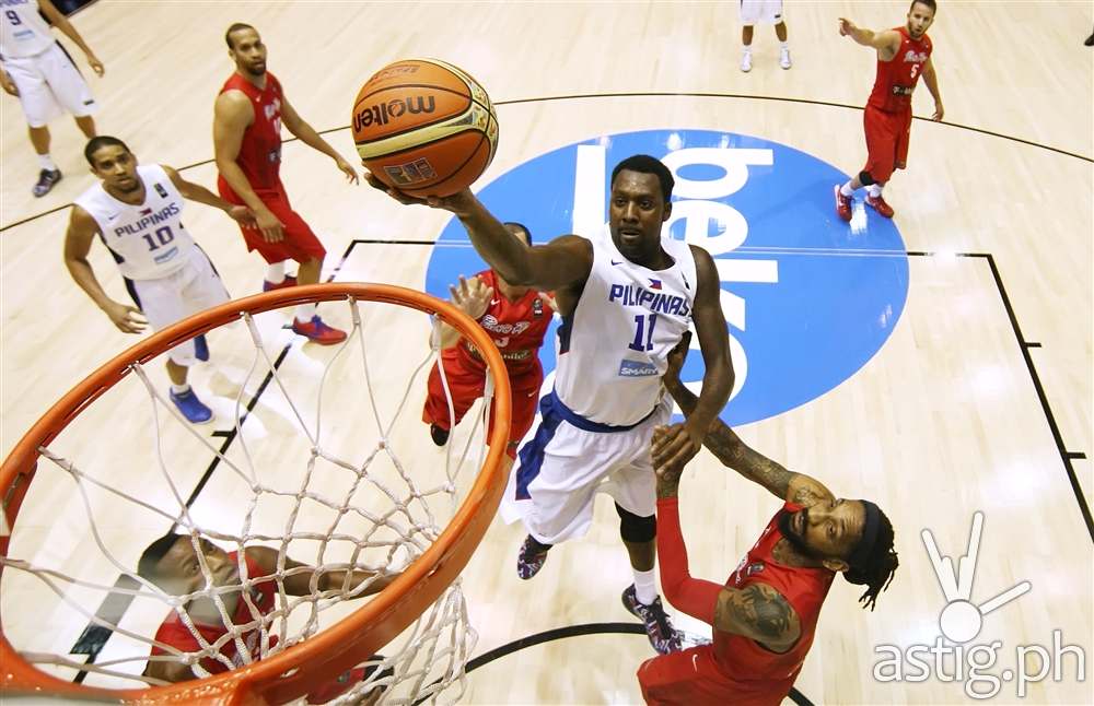Andray Blatche landing a slam dunk Philippines vs Puerto Rico 2014 FIBA Basketball World Cup (FIBA.COM)