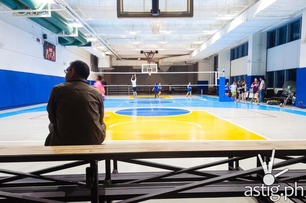 Globe Tower even indoor basketball court