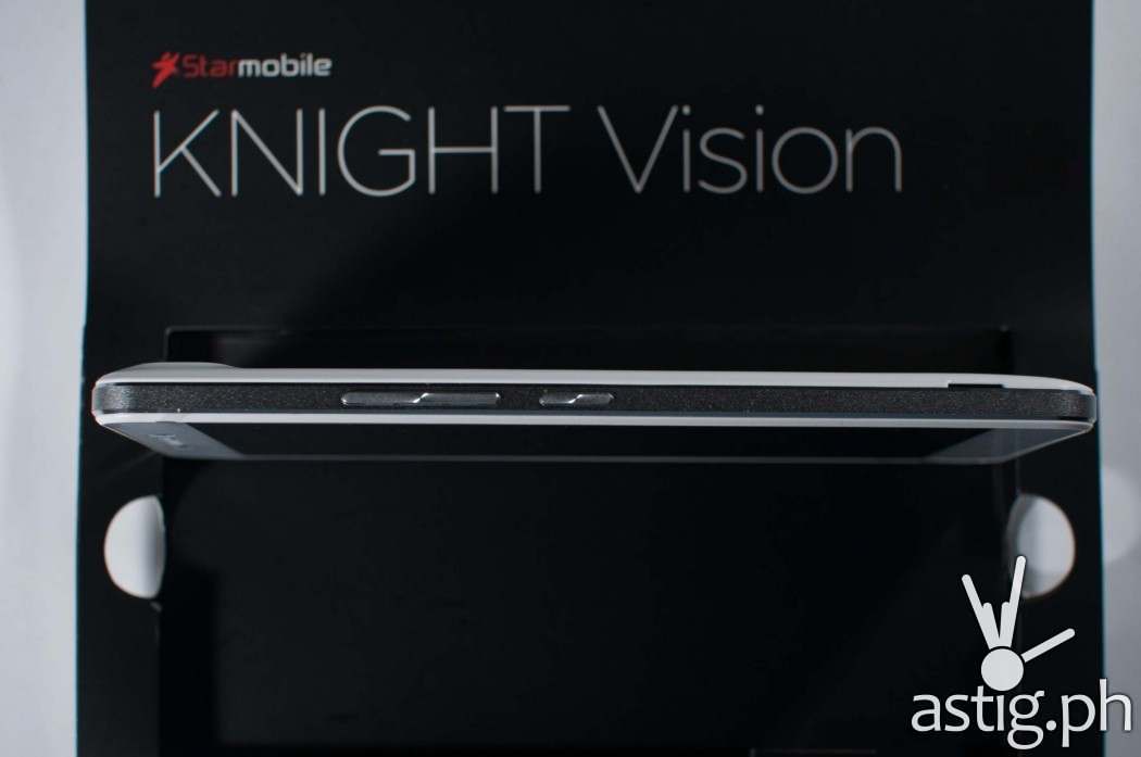 Starmobile Knight Vision with ISDB-T digital telelvision (9990 PHP on Lazada)
