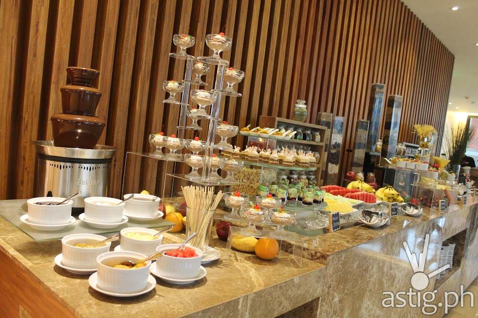 Desserts and Sweets as Far As the Eye Can See at City Garden Grand Hotel Makati Spice Cafe