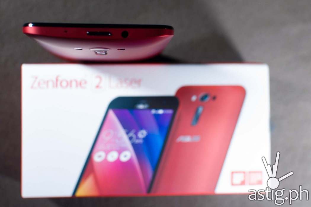 ASUS Zenfone 2 Laser (ZE550KL) smartphone Glamour Red - top view