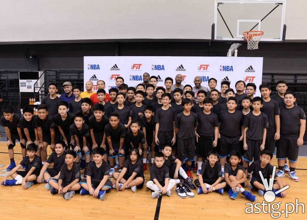 THE KIDS ARE ALRIGHT the adidas PH team and the NBA FIT team with the participants from last Friday’s skills camp