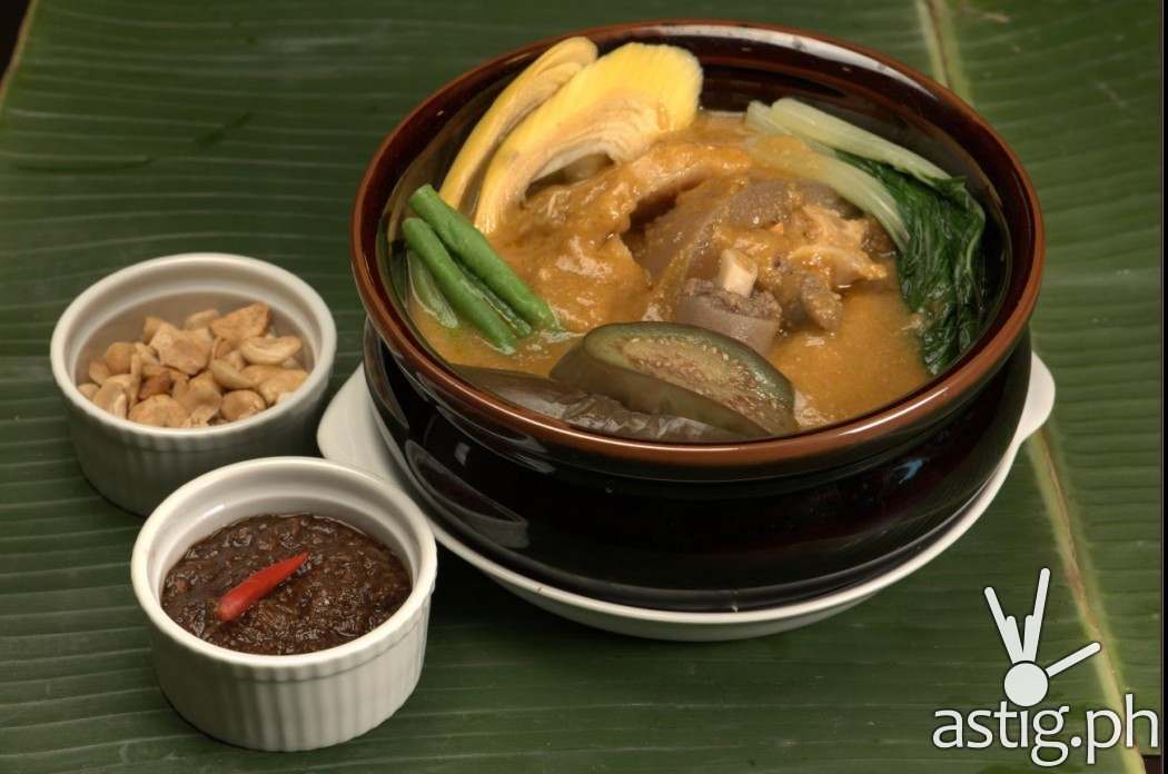 Kare-Kare at Reminisque Bistro