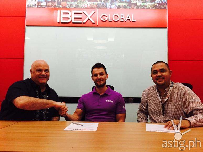 (L to R IBEX Global Senior VP and General Manager of Philippine Operations Eric Kaufman, Anytime Fitness Director Johannes Raadsma and IBEX Global VP Sales and Marketing – Asia Pacific Ian Zafra)
