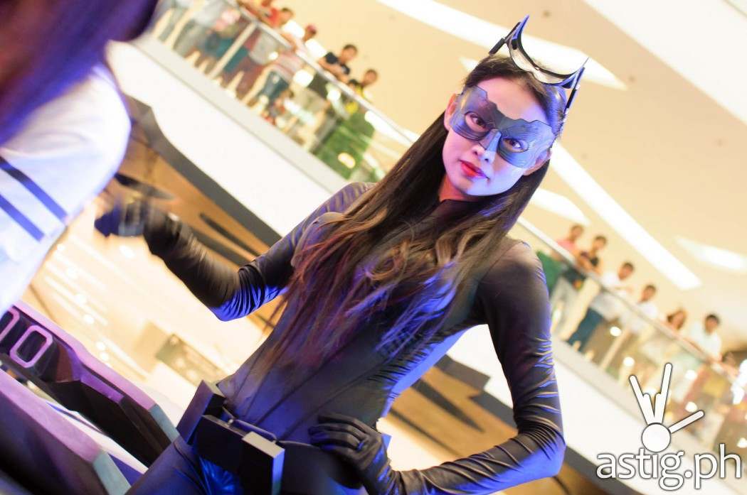 Oh hey it's Catwoman! Can you say R-A-W-R?