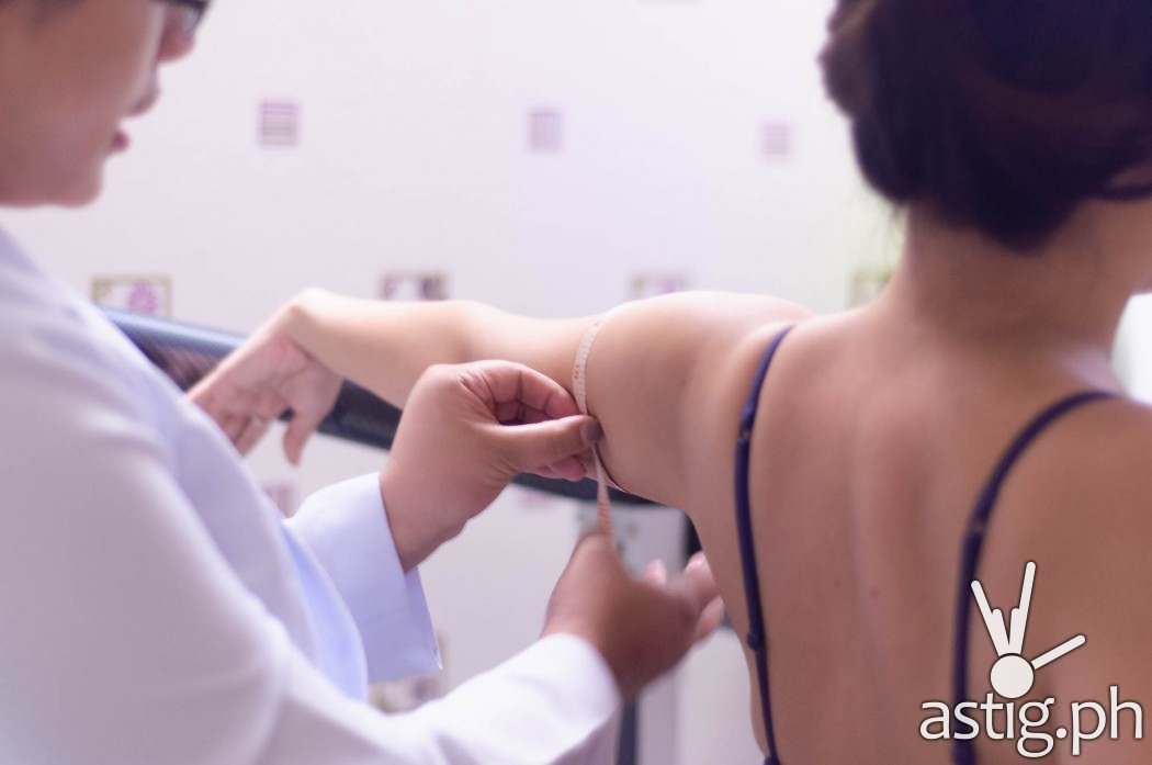 Therapists Contours will take your body's measurements before and after the treatment program to check on your progress