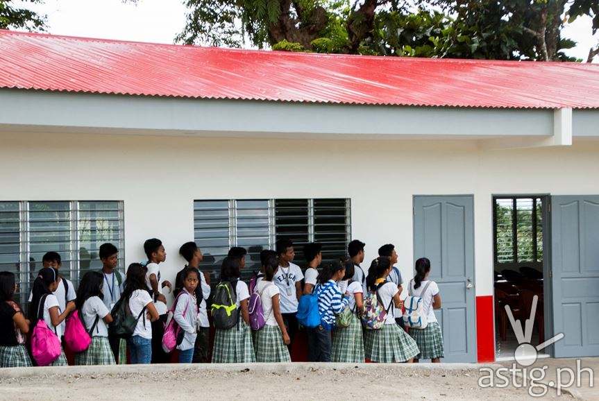 Grade 10 students of Severo High School getting excited for the new Philam Paaralan classroom.