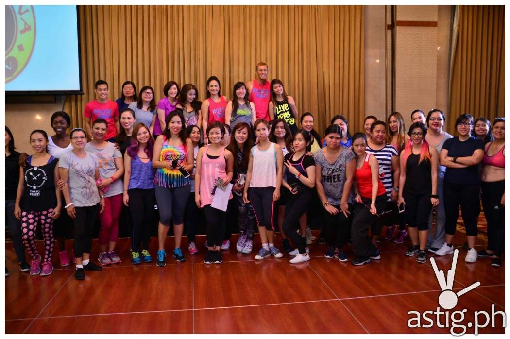 Zumba instructors Regine Tolentino, Martin Canate and Chin Sonesing with Jeunesse Anion's media friend for the private Zumba event