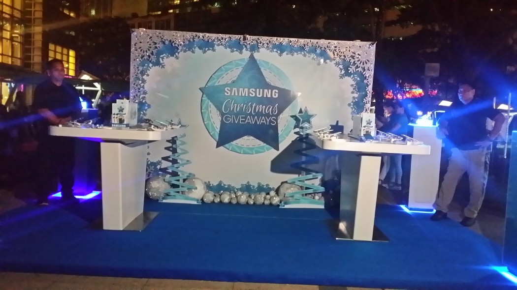 Samsung Christmas Giveaways