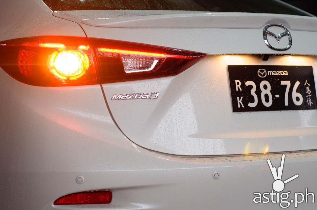 Rear headlights - Mazda3 2.0 Sedan 2017 Skyactiv-R (69)