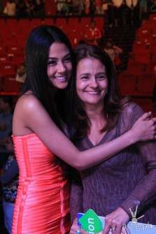 Vanessa Matsunaga and mother Geralda Maria