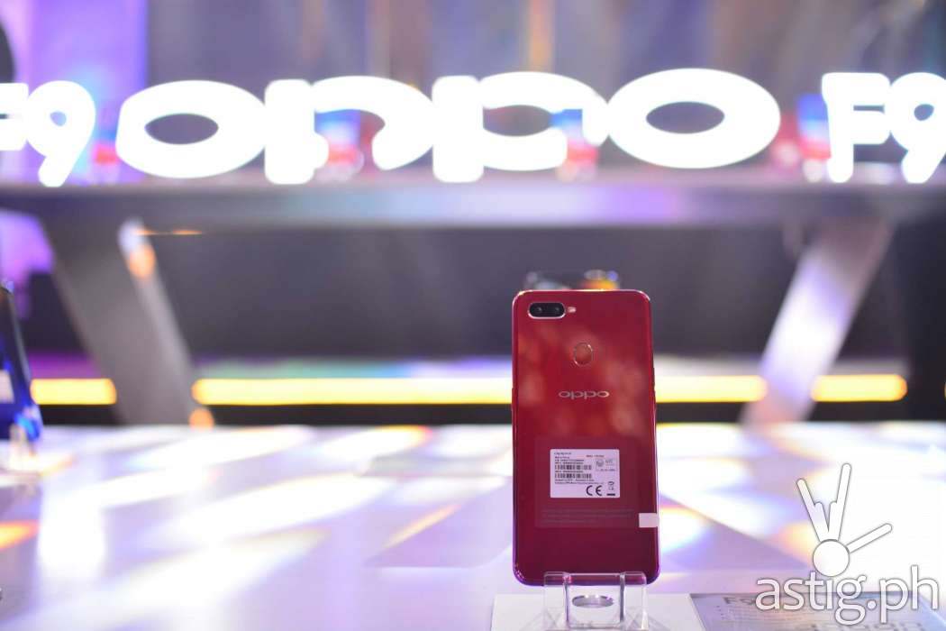 OPPO F9 Sunrise Red