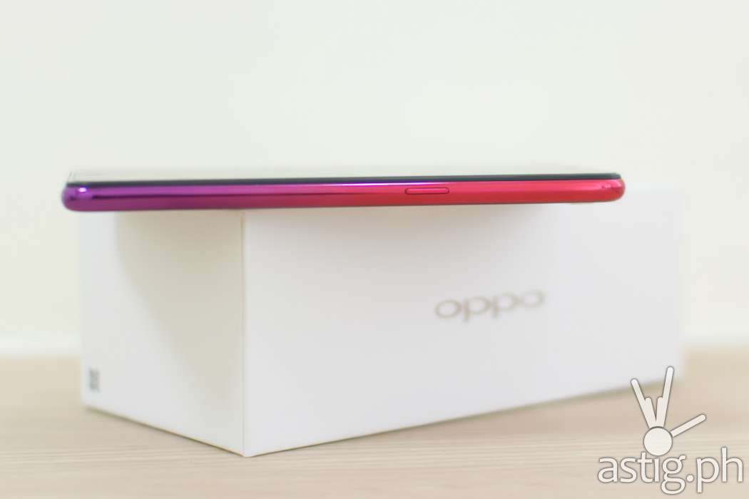 OPPO F9 Twilight Red side