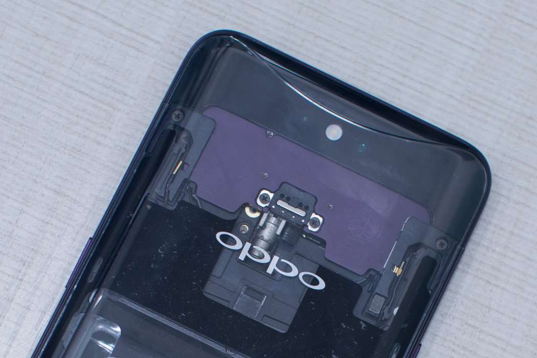 OPPO Find X transparent back showing camera mechanism