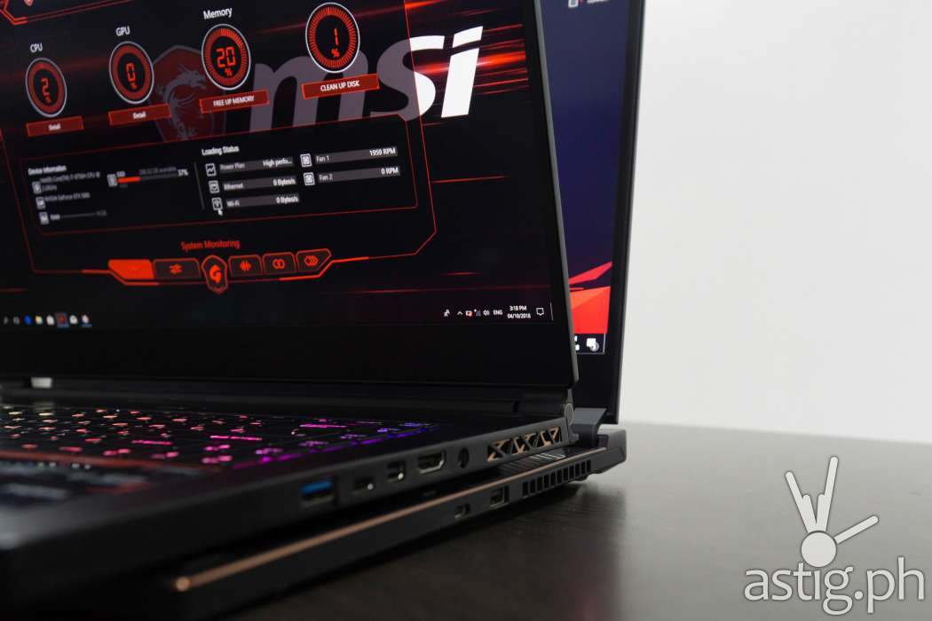 ROG Zephyrus S vs MSI GS65 Stealth Thin 8RF - IO ports