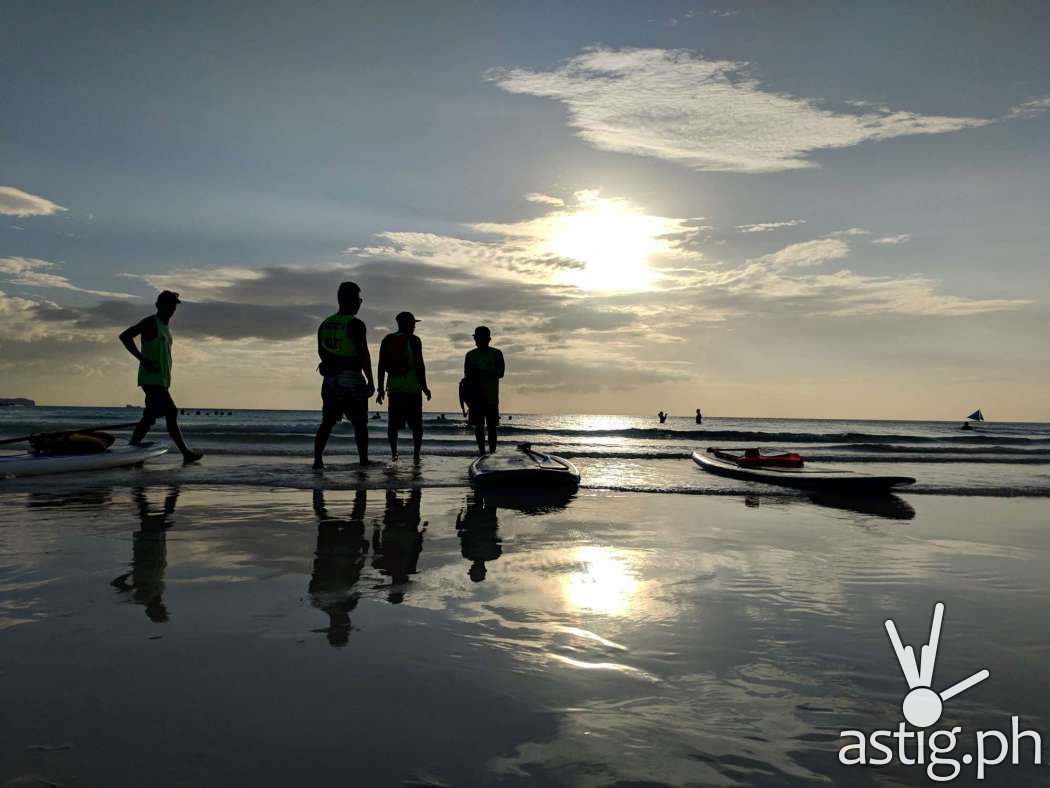 Silhouette - Boracay Philippines re-opening smartphone photo taken on an ASUS ZenFone 5 by Den Uy of TechKuya