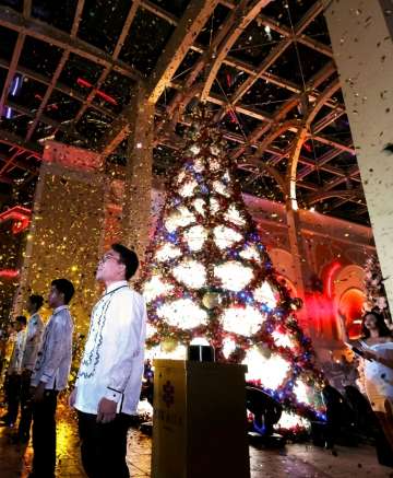 Okada Manila grand Christmas tree