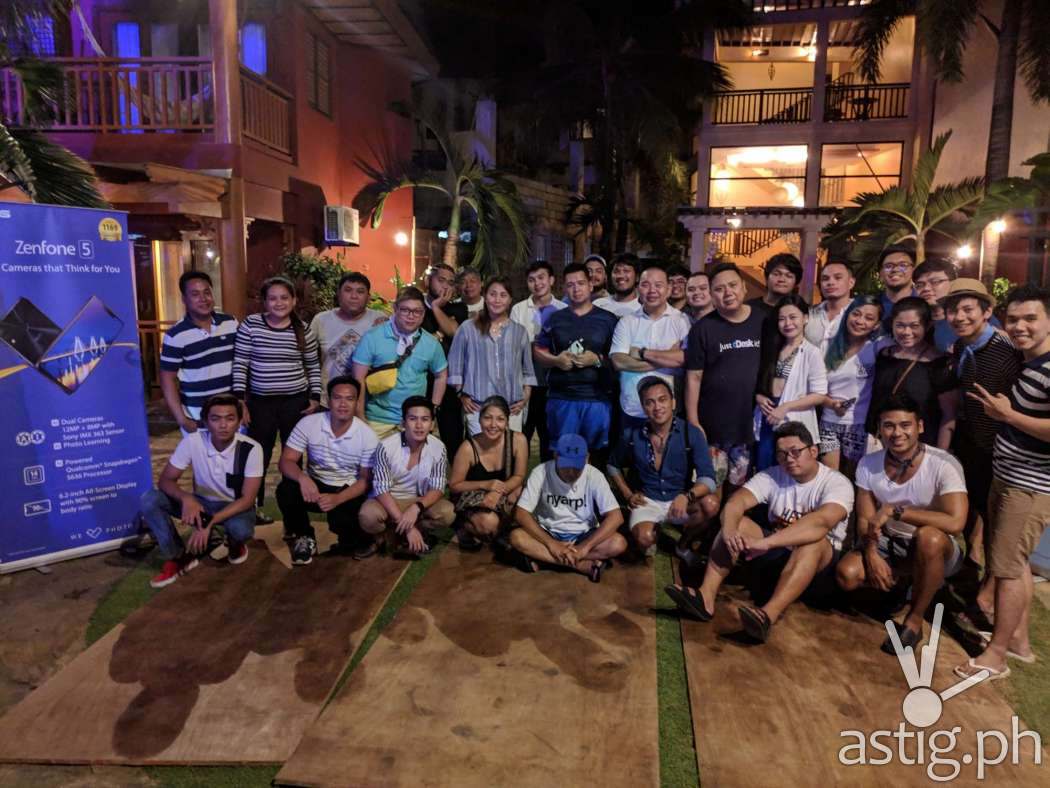 PixelMaster master class group photo at Boracay opening taken on ZenFone 5 by Den Uy of TechKuya