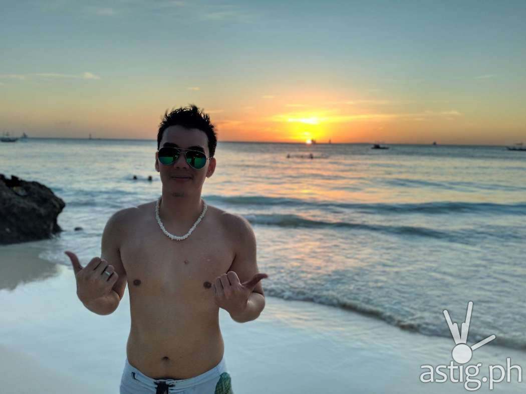 Sunset - Boracay Philippines re-opening smartphone photo - ASUS ZenFone 5 by Den Uy of TechKuya