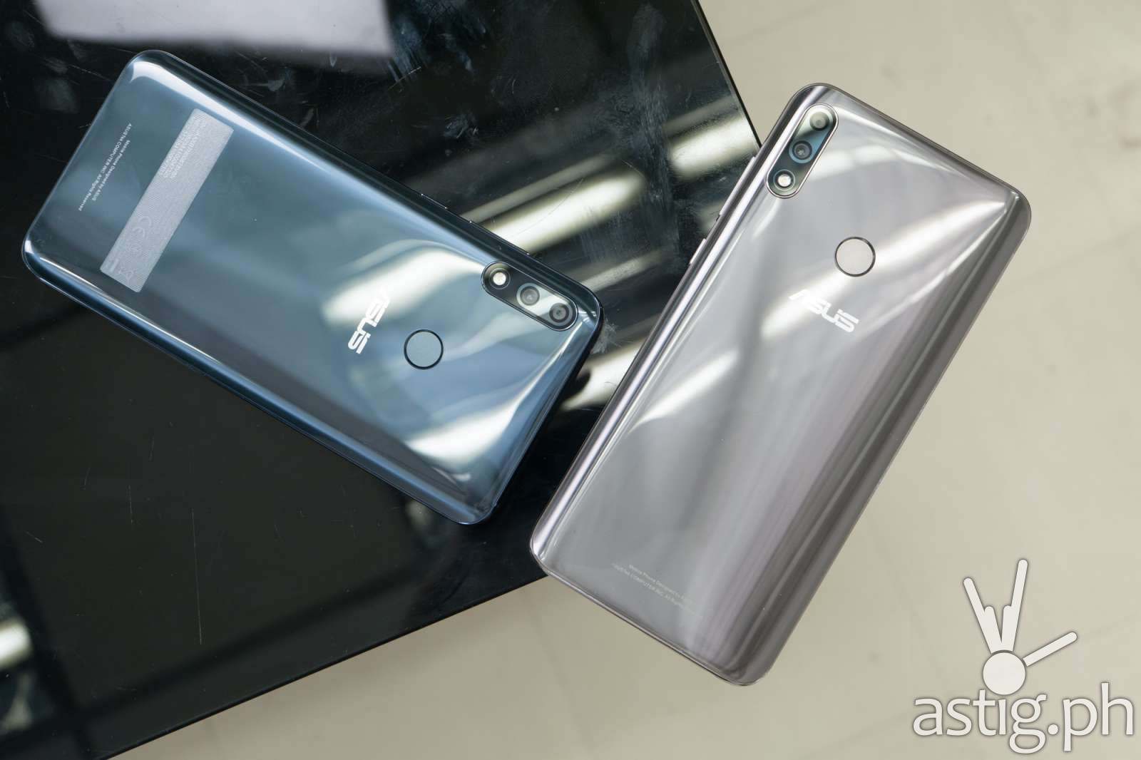 Blue and silver ASUS ZenFone Max Pro M2 (Philippines)