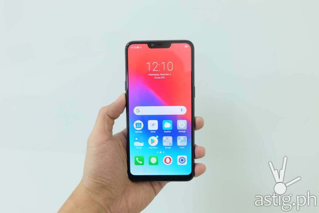Front hand-held - Realme C1 Philippines