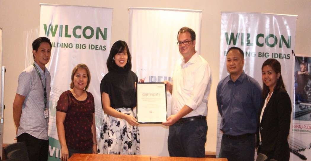 REHAU Philippines and its quality PPr plumbing products are now available in selected Wilcon Depot outlets. (L-R) Dexter Condisido, Eden Godino Wilcon VP for Purchasing, Wilcon Executive Vice President and Chief Product Officer Careen Belo, REHAU Southeast Asia, Building Solutions Head David Herensperger, REHAU Philippines Country Manager Christopher delos Reyes and Victoria Mercado, REHAU Sales Manager for Building Solutions,