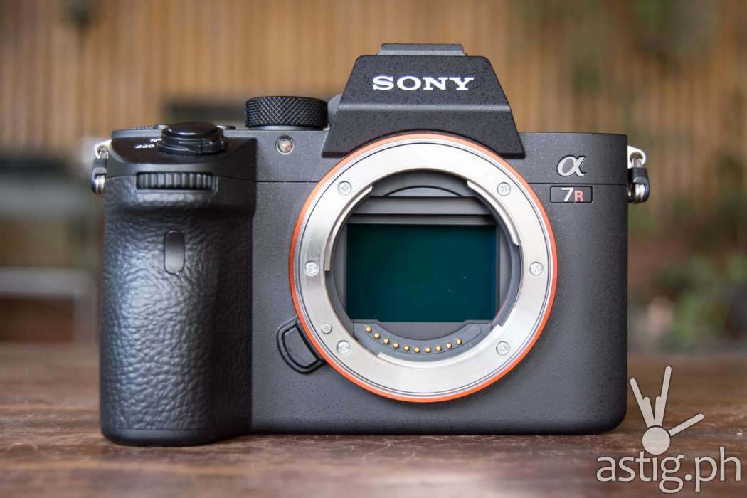 Front exposed sensor - Sony A7R III (Philippines)