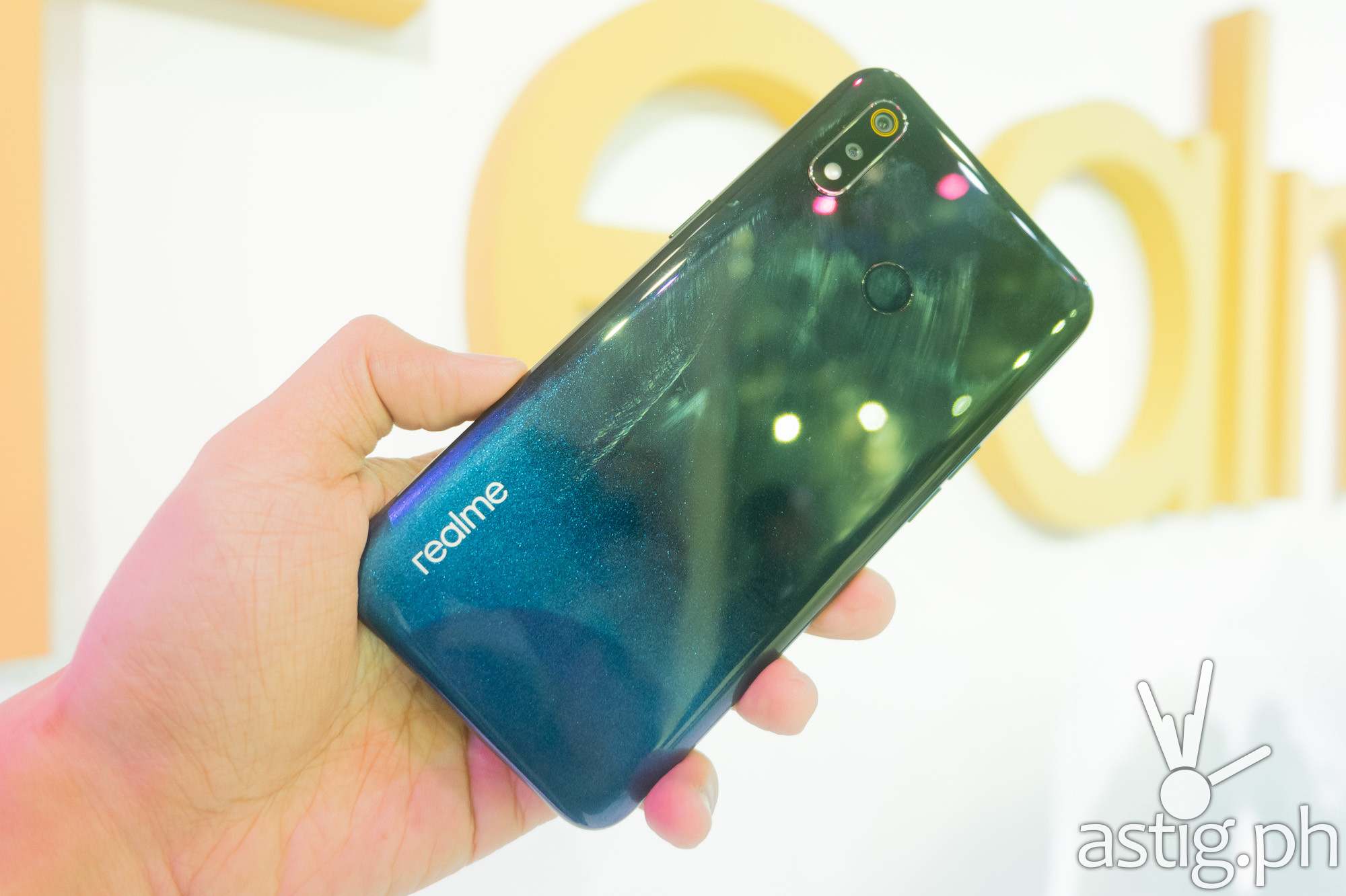 Realme 3 Just Killed The Mid-range Segment With Its P6,990 Launch Price ...