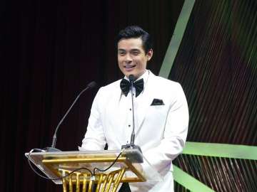FAMAS Gabi ng Parangal host Xian Lim