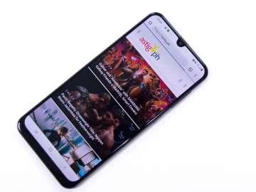 Front diagonal - Samsung Galaxy A50 (Philippines)