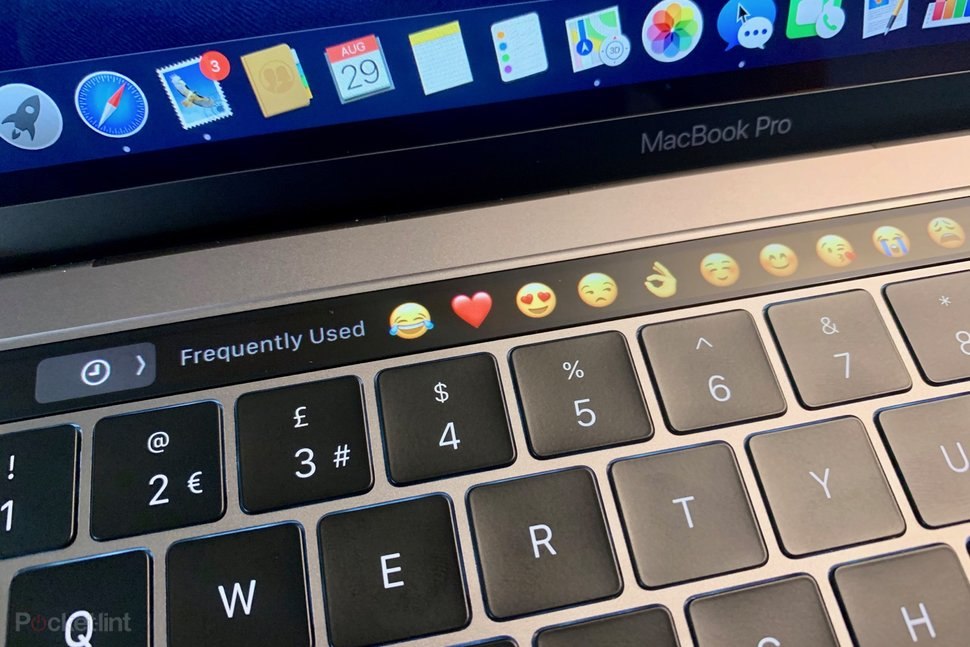 MacBook Pro 2019 Touch Bar (via pocket-lint.com)