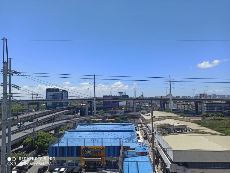 Outdoors daytime - Redmi Note 8 Pro (sample photo)