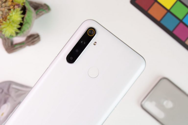 Back showing quad-camera and fingerprint scanner - realme 6i (Philippines)