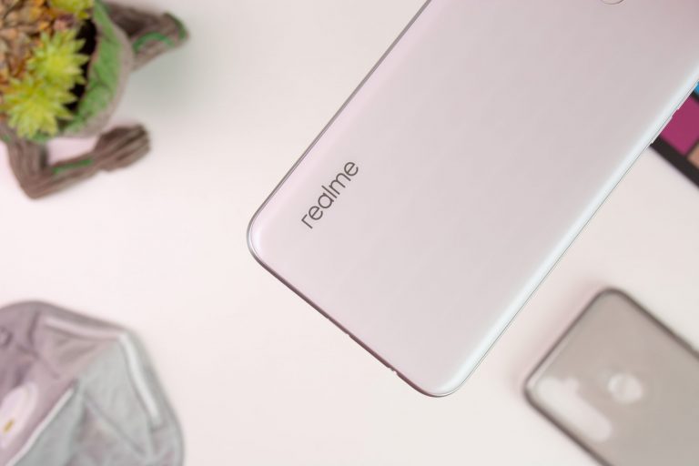 Back showing realme logo - realme 6i (Philippines)