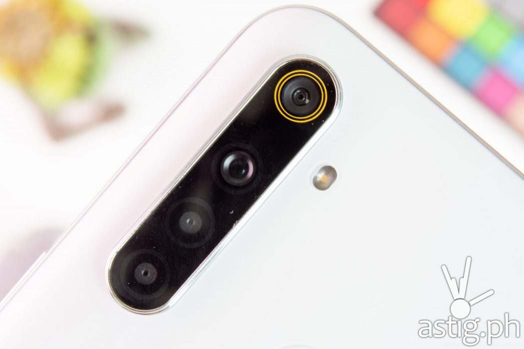 Quad-camera module close-up - realme 6i (Philippines)