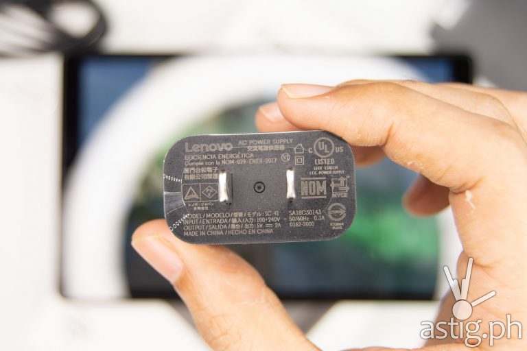 AC adapter - Lenovo Smart Tab M8 (Philippines)