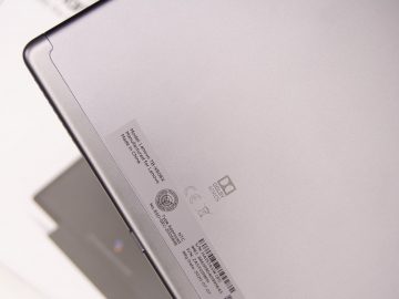 Back lower half - Lenovo Smart Tab M10 FHD Plus (Philippines)