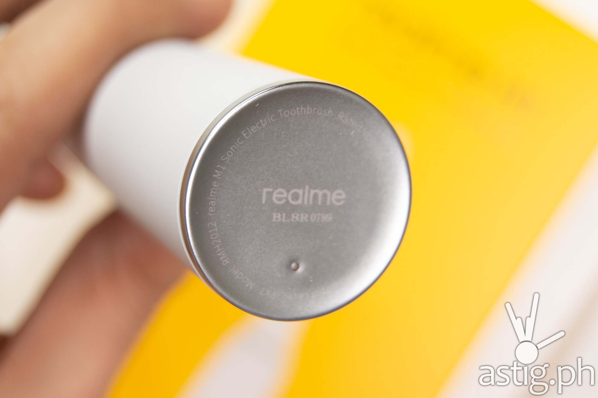 Base closeup - realme M1 Sonic Electric Toothbrush (Philippines)