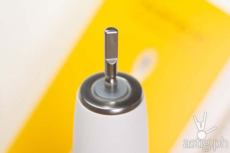 Motor closeup - realme M1 Sonic Electric Toothbrush (Philippines)