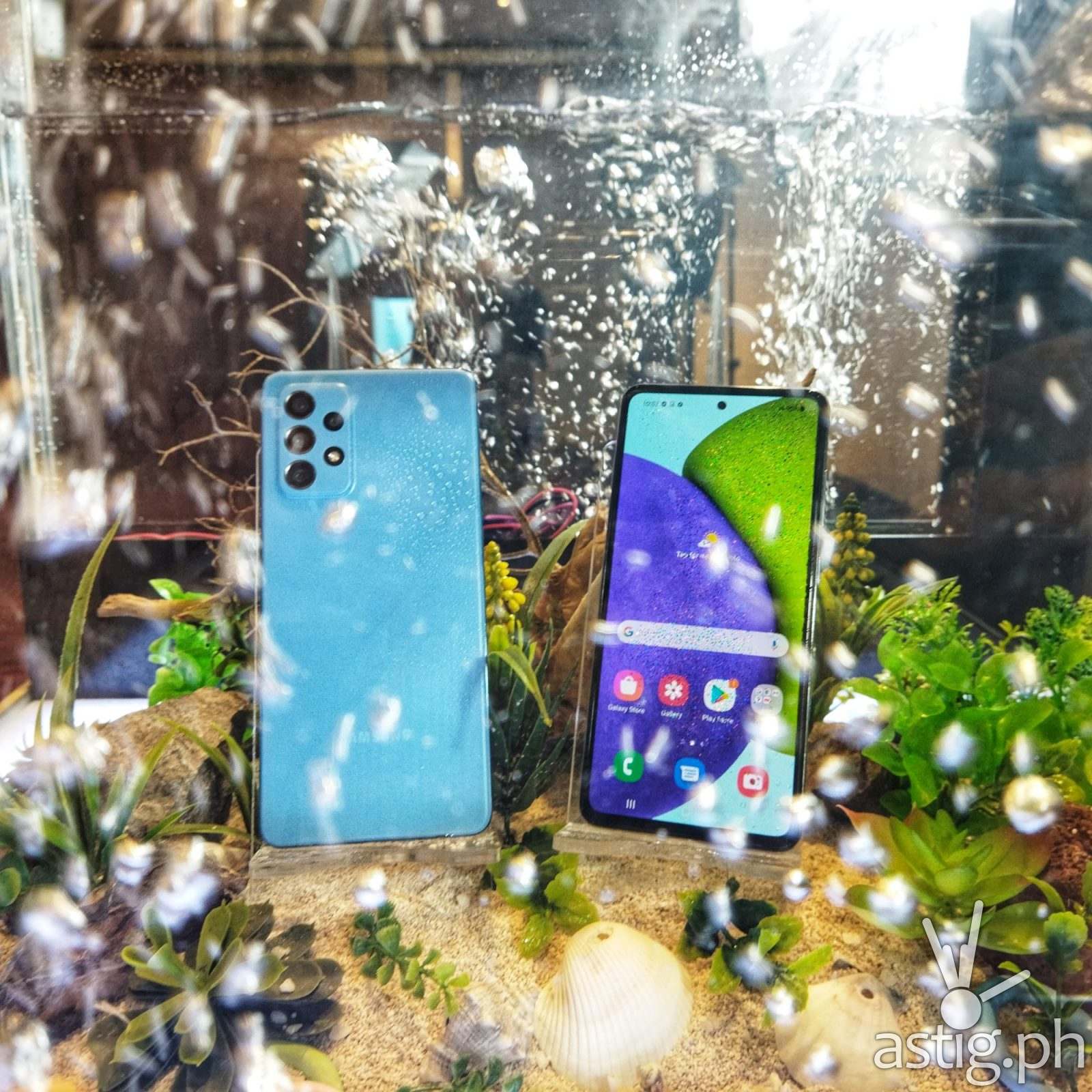 a72 samsung water resistant