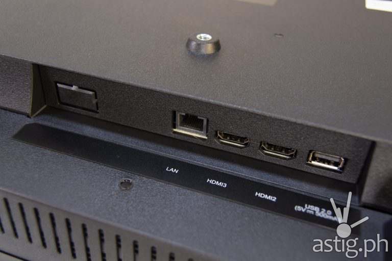 Bottom ports - realme TV (Philippines)