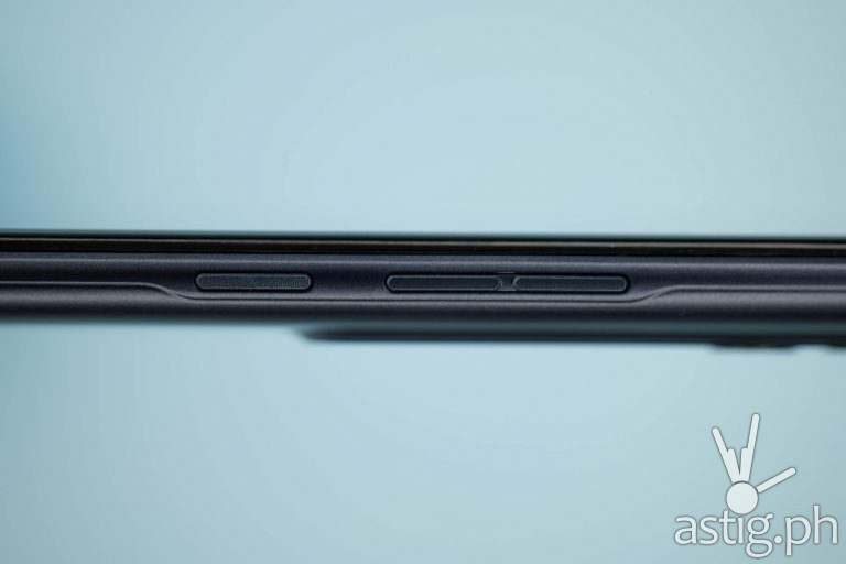 Power button and volume rocker - TECNO Spark 7 Pro