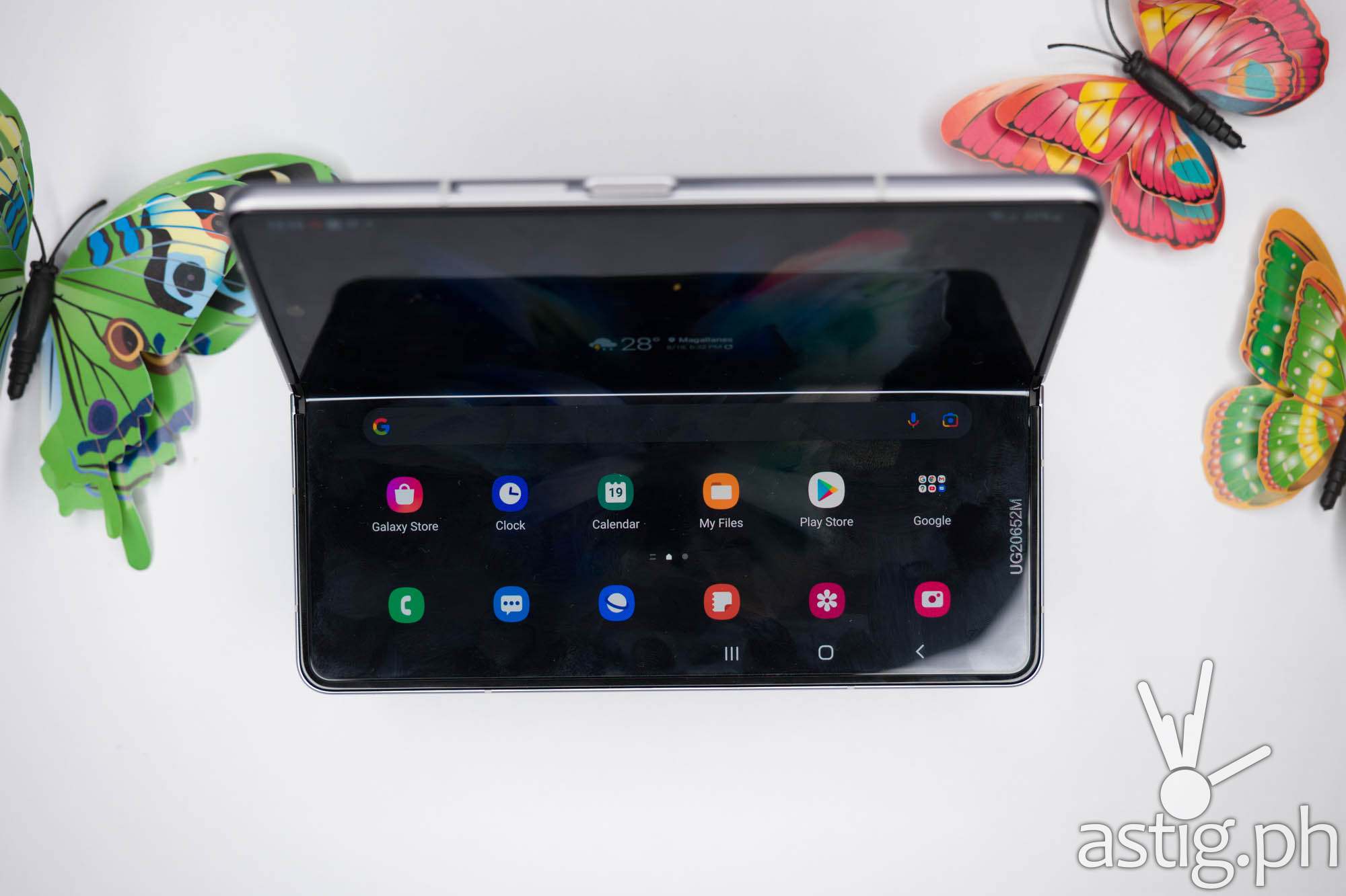 Laptop mode - SAMSUNG Galaxy Z Fold3 5G (Philippines)
