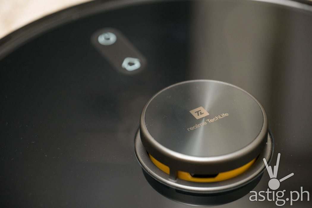 realme TechLife Robot Vacuum review: We 