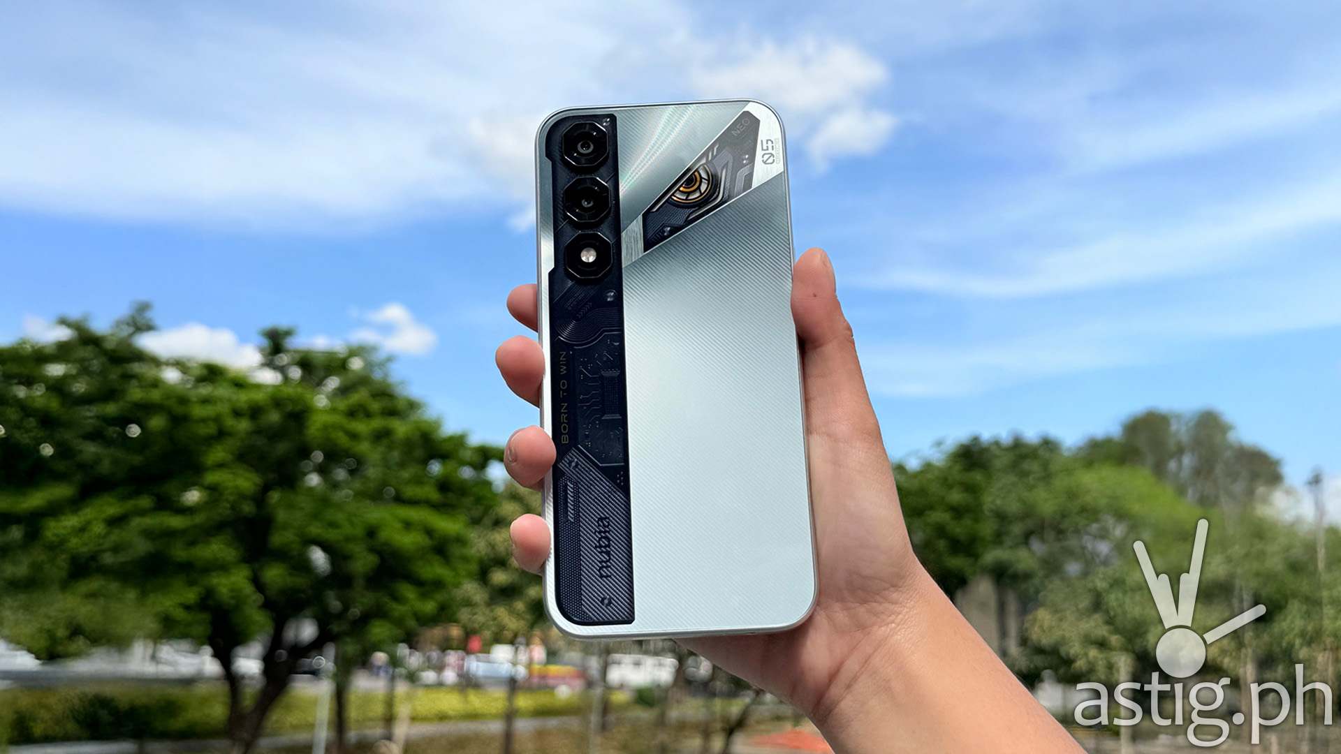 Your phone is losing ranked matches because it's overheating