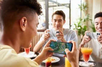 Your phone slows down when you need it most. OPPO says the A6s fixes that