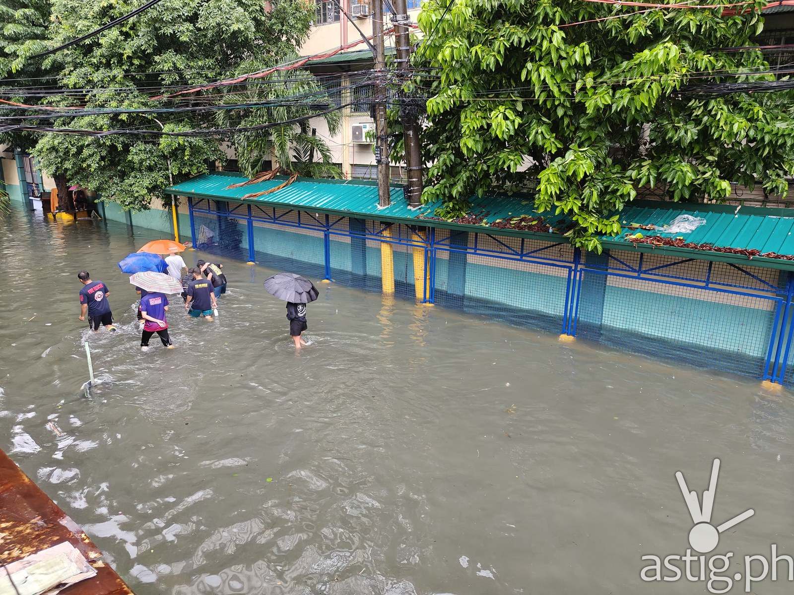Red rainfall warning up in Metro Manila, Luzon as Habagat floods roads: what to expect